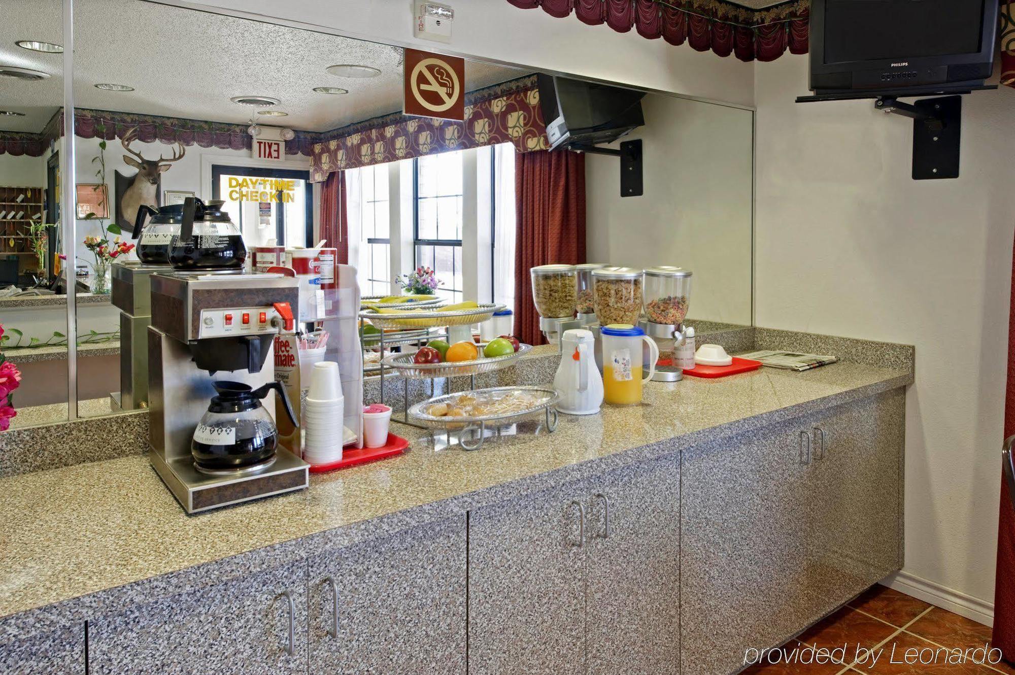 Americas Best Value Inn Weatherford Restaurant bilde