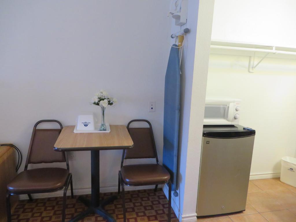 Americas Best Value Inn Weatherford Rom bilde